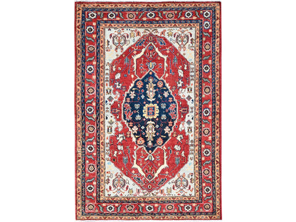 Grey 4'0" x 5'10" Traditional Hand knotted Wool Rug - Sku: O086967