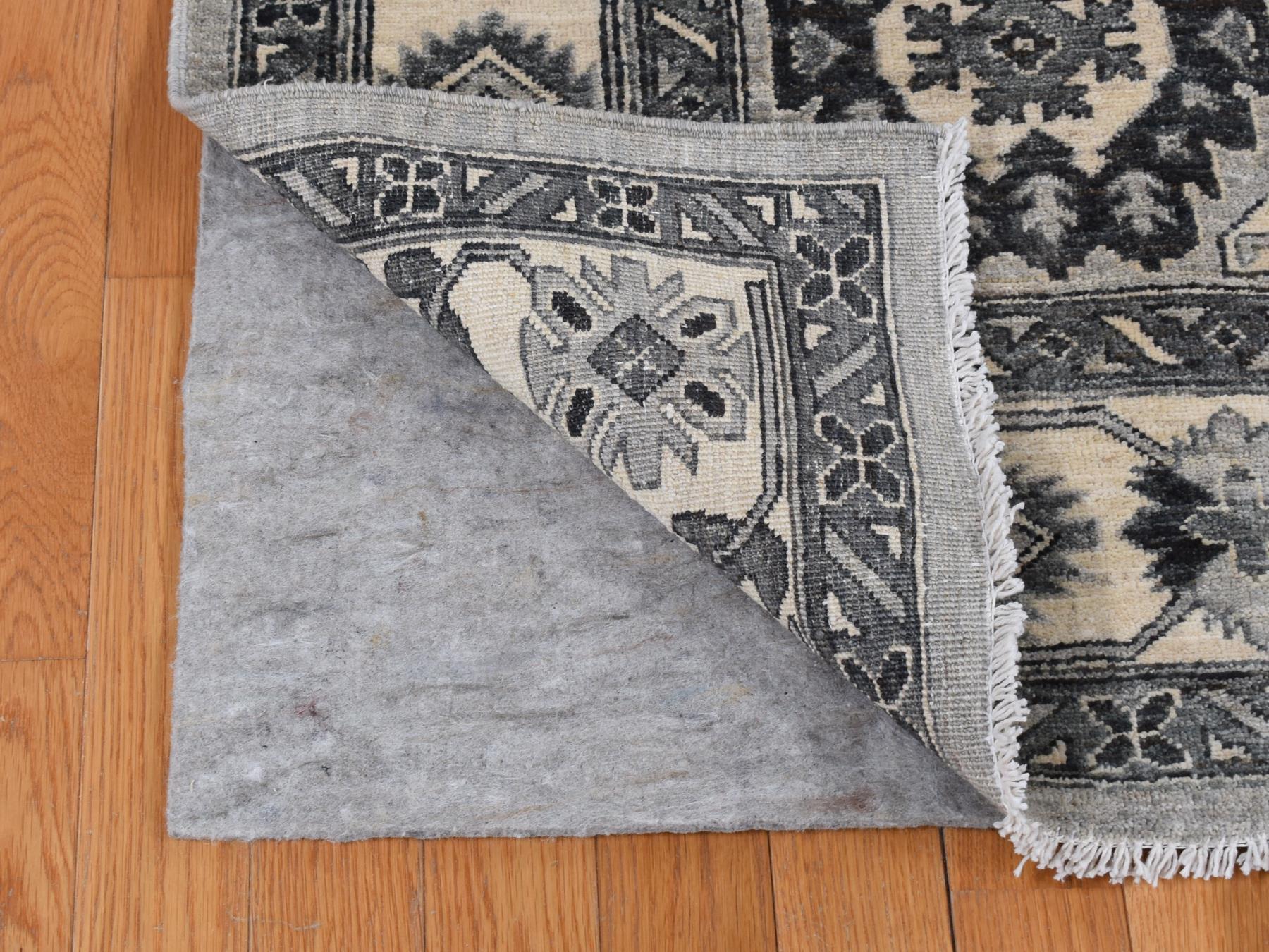 Peshawar Tribal & Geometric hand-knotted wool rug in Gray & Ivory, 6'2" x 9'2" — SKU O087001 (view 4)