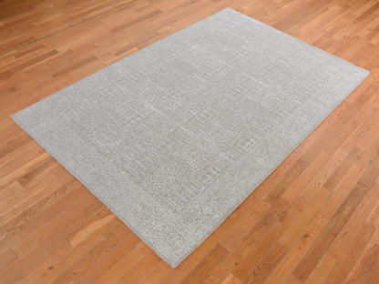 Modern / Contemporary hand-knotted wool/plant based silk rug in Gray, 5'9" x 9' — SKU O087003 (view 3)