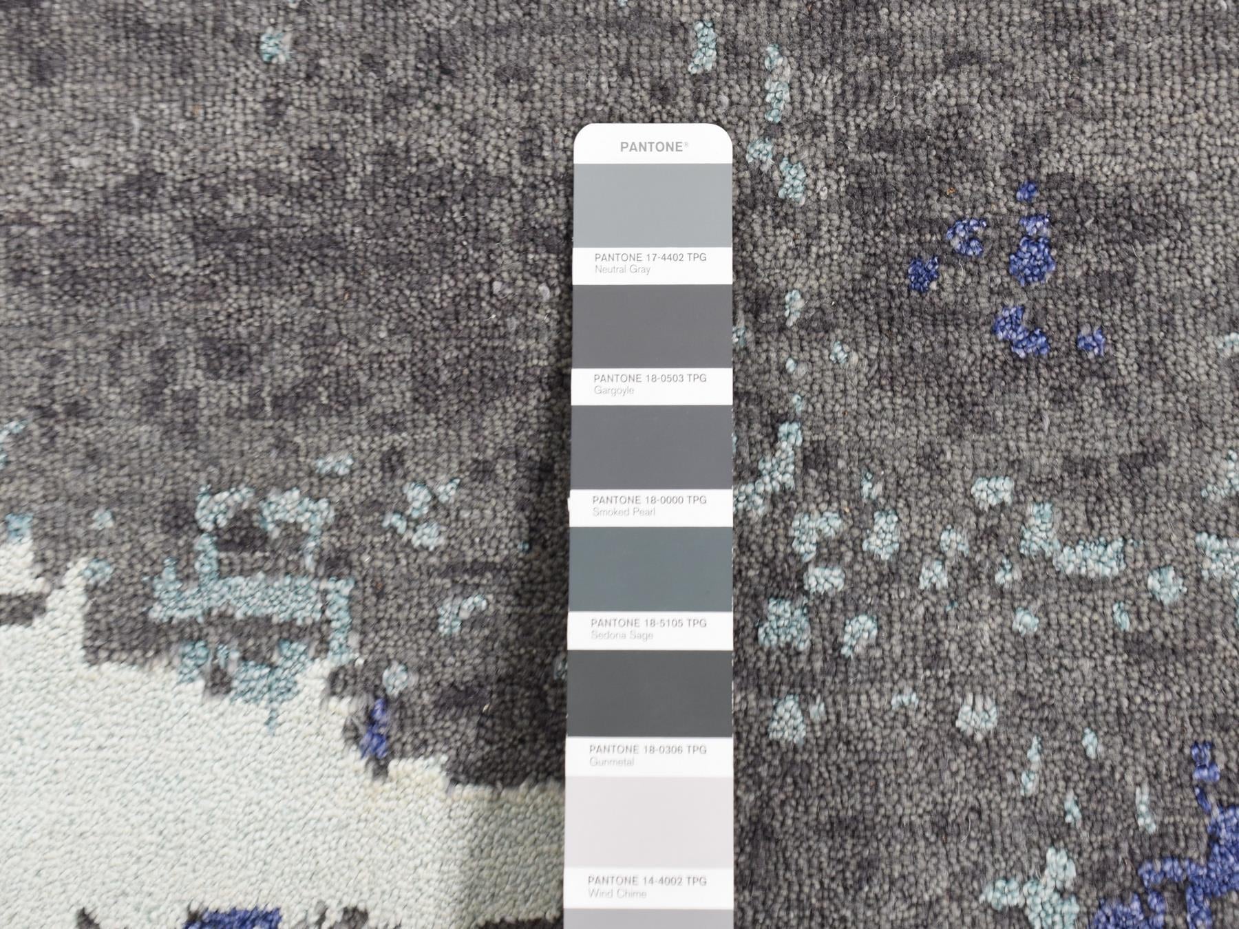 Modern / Contemporary hand-knotted wool/silk rug in Purple, 7'10" x 10' — SKU O087045 (view 7)