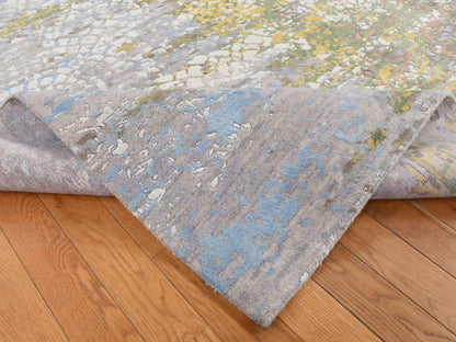 Ivory 8'1" x 10'1" Modern and Contemporary Hand knotted Wool/Silk Rug - Sku: O087047