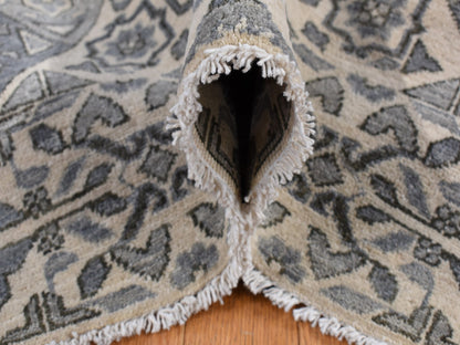 Mamluk Mamluk hand-knotted wool rug in Gray, 8'2" x 10'5" — SKU O087059 (view 6)