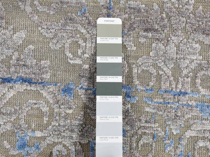Modern / Contemporary hand-knotted wool/silk rug in Gray, 7'10" x 10'2" — SKU O087060 (view 7)