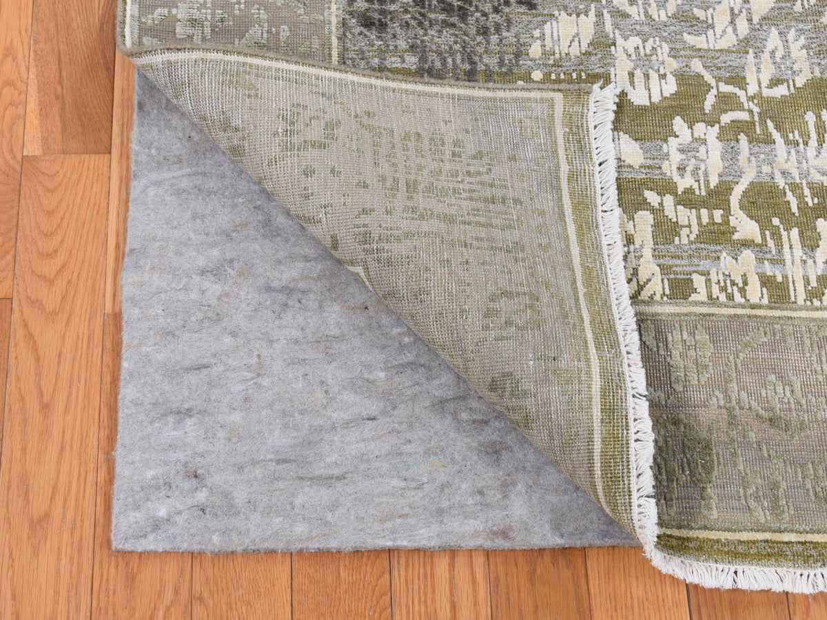 Wool / Silk hand-knotted wool/silk rug in Green & Gray, 8'9" x 12'1" — SKU O087071 (view 4)