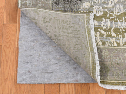 Wool / Silk hand-knotted wool/silk rug in Green & Gray, 8'9" x 12'1" — SKU O087071 (view 4)