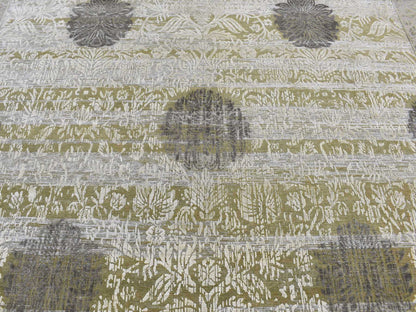Wool / Silk hand-knotted wool/silk rug in Green & Gray, 8'9" x 12'1" — SKU O087071 (view 8)