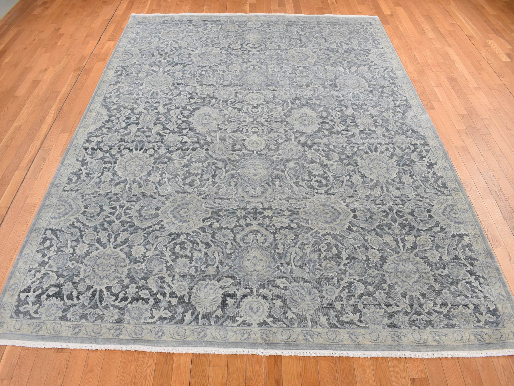Oushak Oushak hand-knotted wool/silk rug in Gray, 9' x 11'8" — SKU O087076 (view 2)