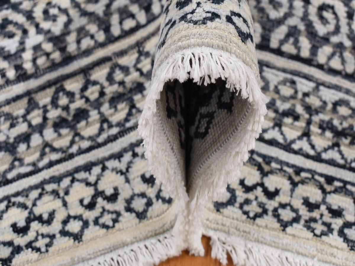 Silk hand-knotted wool/silk rug in Ivory, 9' x 12'3" — SKU O087079 (view 6)
