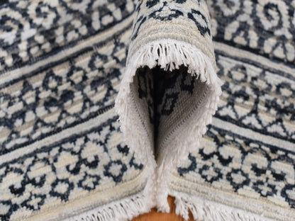 Silk hand-knotted wool/silk rug in Ivory, 9' x 12'3" — SKU O087079 (view 6)