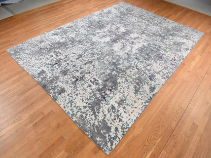 Modern / Contemporary hand-knotted wool/silk rug in Gray, 9'10" x 13'7" — SKU O087086 (view 3)