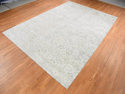 Modern / Contemporary hand-knotted wool/silk rug in Ivory, 9'10" x 14' — SKU O087087 (view 3)