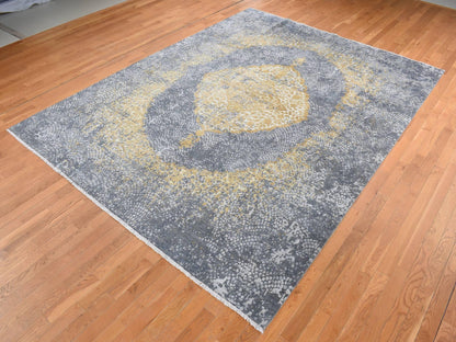 Transitional hand-knotted wool/pure silk rug in Gray, 9' x 11'10" — SKU O087089 (view 3)