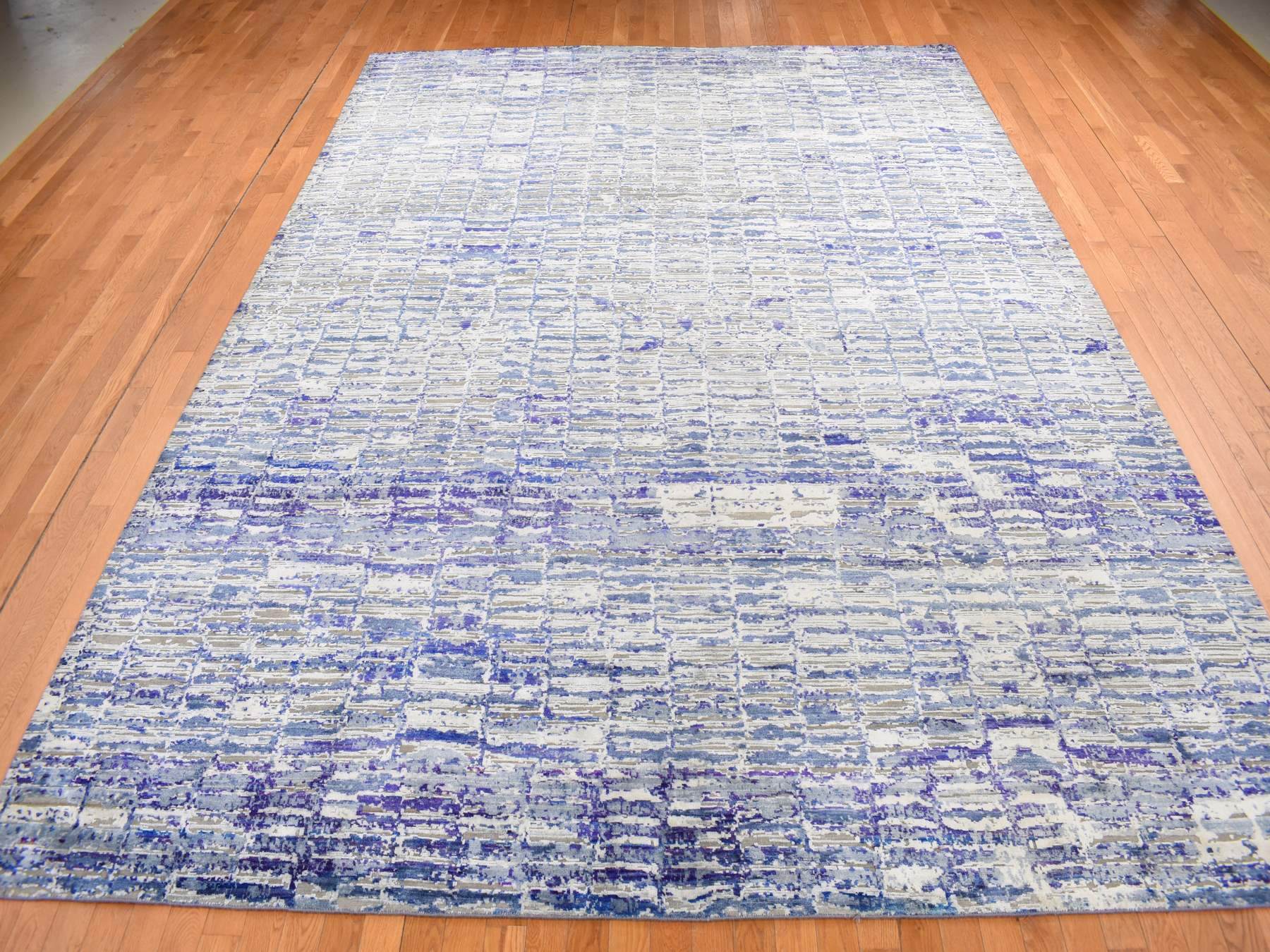Modern / Contemporary hand-knotted sari silk rug in Purple, 10'2" x 13'10" — SKU O087090 (view 2)