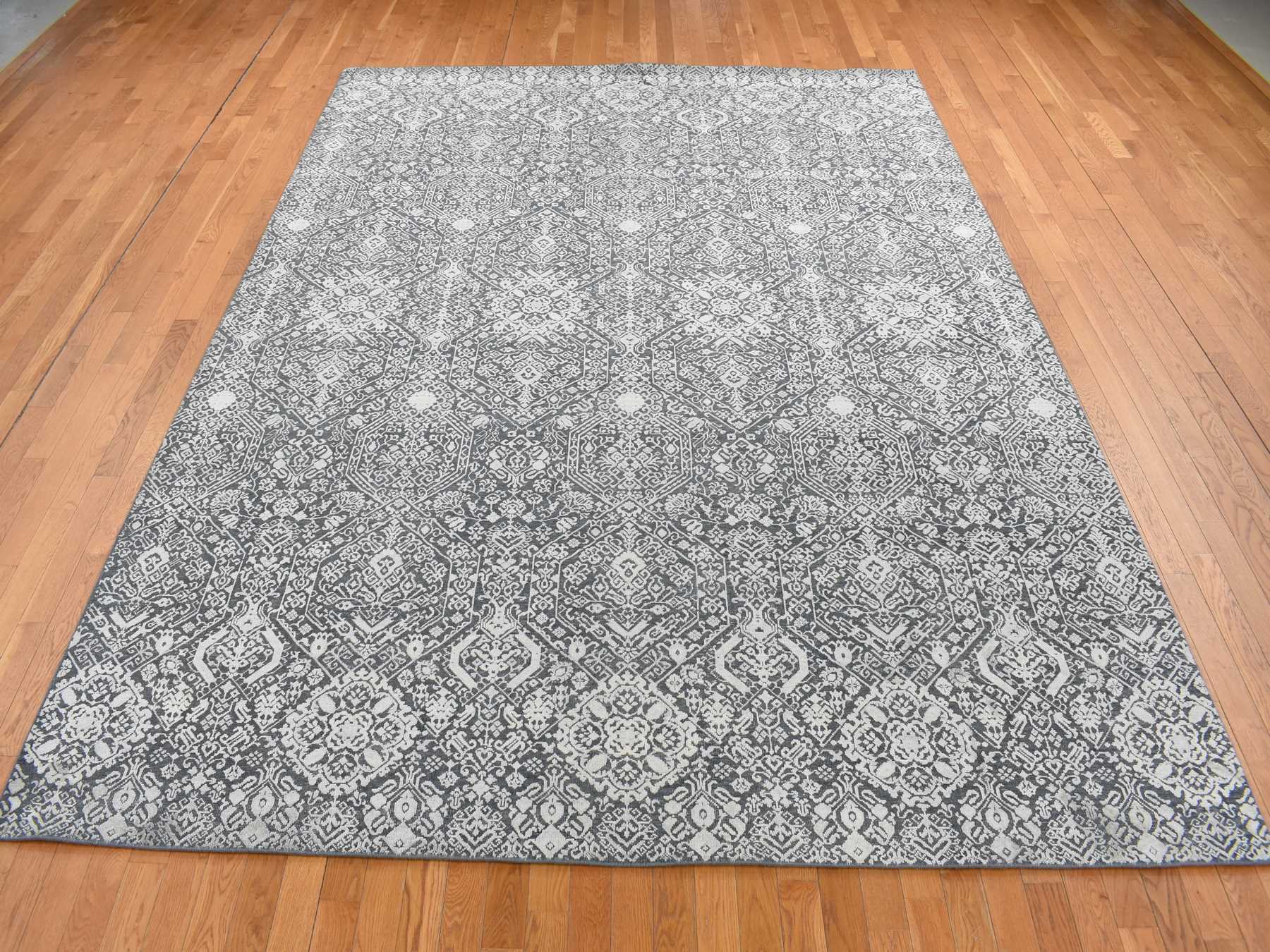 Modern / Contemporary hand-knotted wool/silk rug in Gray, 9' x 12'2" — SKU O087094 (view 2)