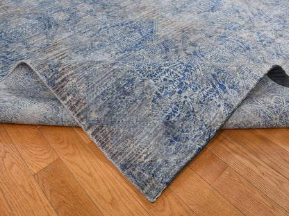 Modern / Contemporary hand-knotted wool/silk rug in Gray, 9' x 12' — SKU O087095 (view 5)