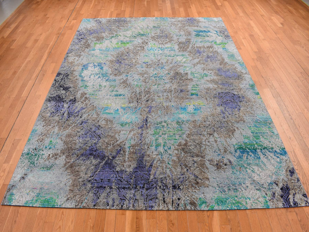 Modern / Contemporary hand-knotted sari silk rug in Gray, 8'9" x 11'10" — SKU O087097 (view 2)