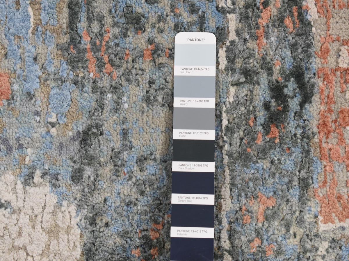 Modern / Contemporary hand-knotted wool/silk rug in Gray, 9' x 12'2" — SKU O087102 (view 7)