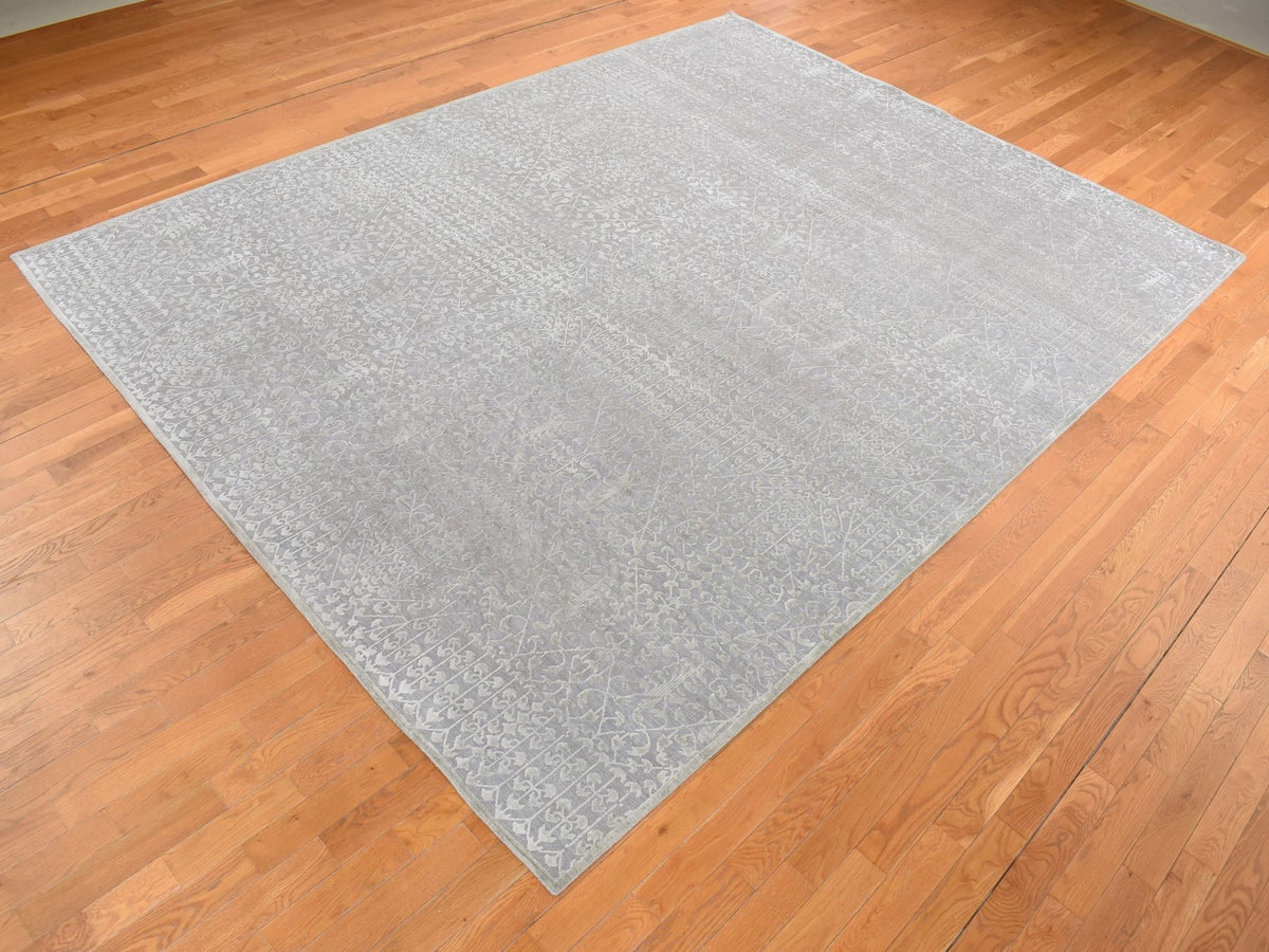 Modern / Contemporary hand-knotted wool/silk rug in Gray, 9' x 12'1" — SKU O087104 (view 3)