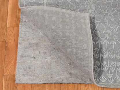 Modern / Contemporary hand-knotted wool/silk rug in Gray, 9' x 12'1" — SKU O087104 (view 4)