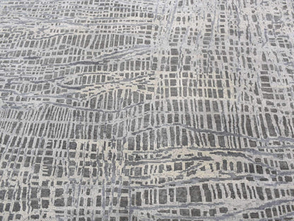 Modern / Contemporary hand-knotted wool/silk rug in Gray, 8'10" x 12'2" — SKU O087108 (view 8)