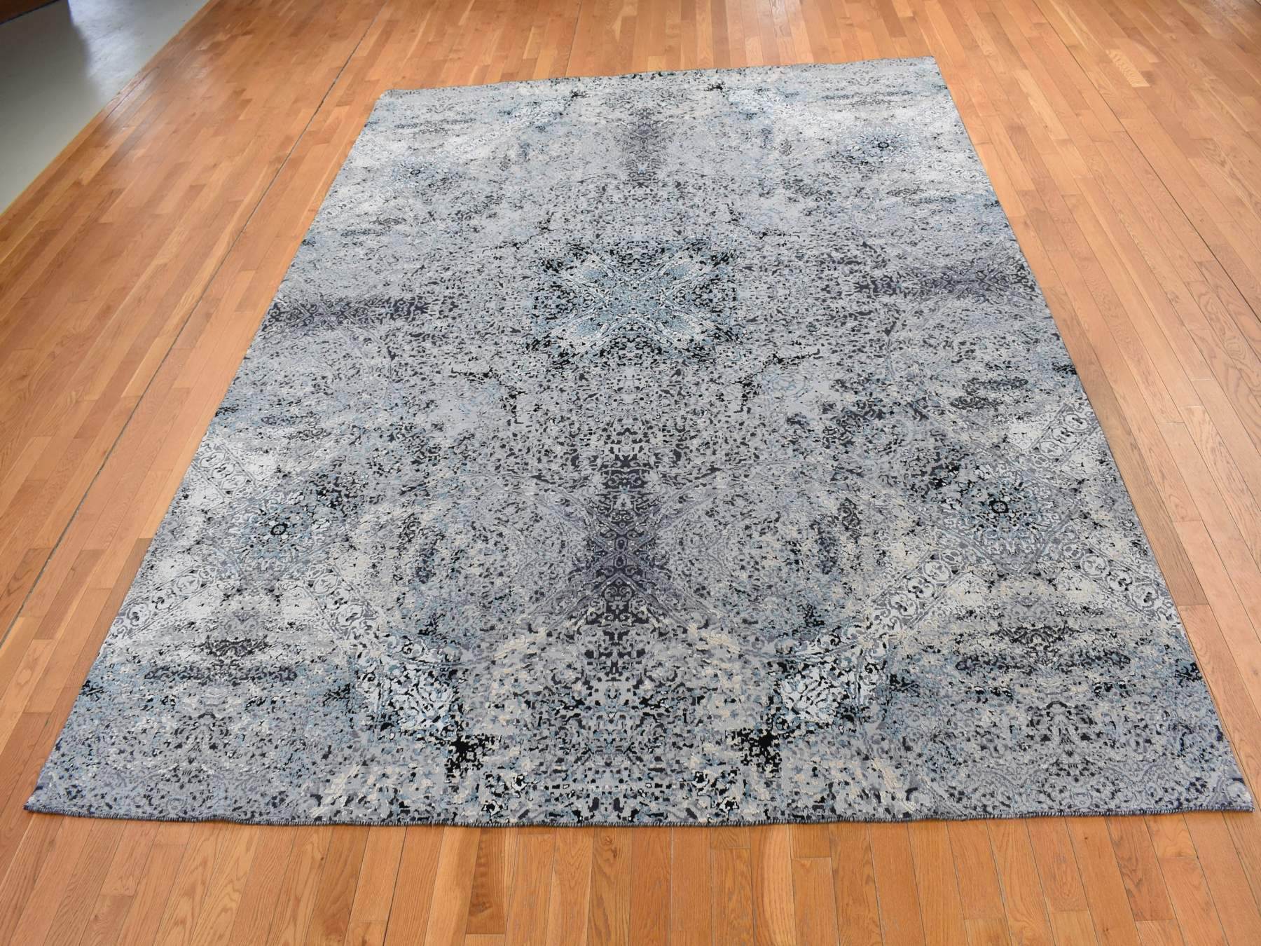 Modern / Contemporary hand-knotted wool/silk rug in Gray, 9'1" x 12'2" — SKU O087115 (view 2)