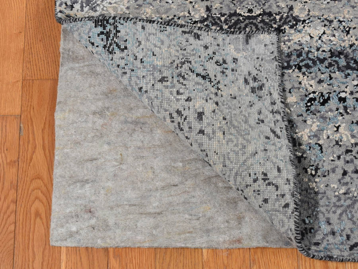Modern / Contemporary hand-knotted wool/silk rug in Gray, 9'1" x 12'2" — SKU O087115 (view 4)