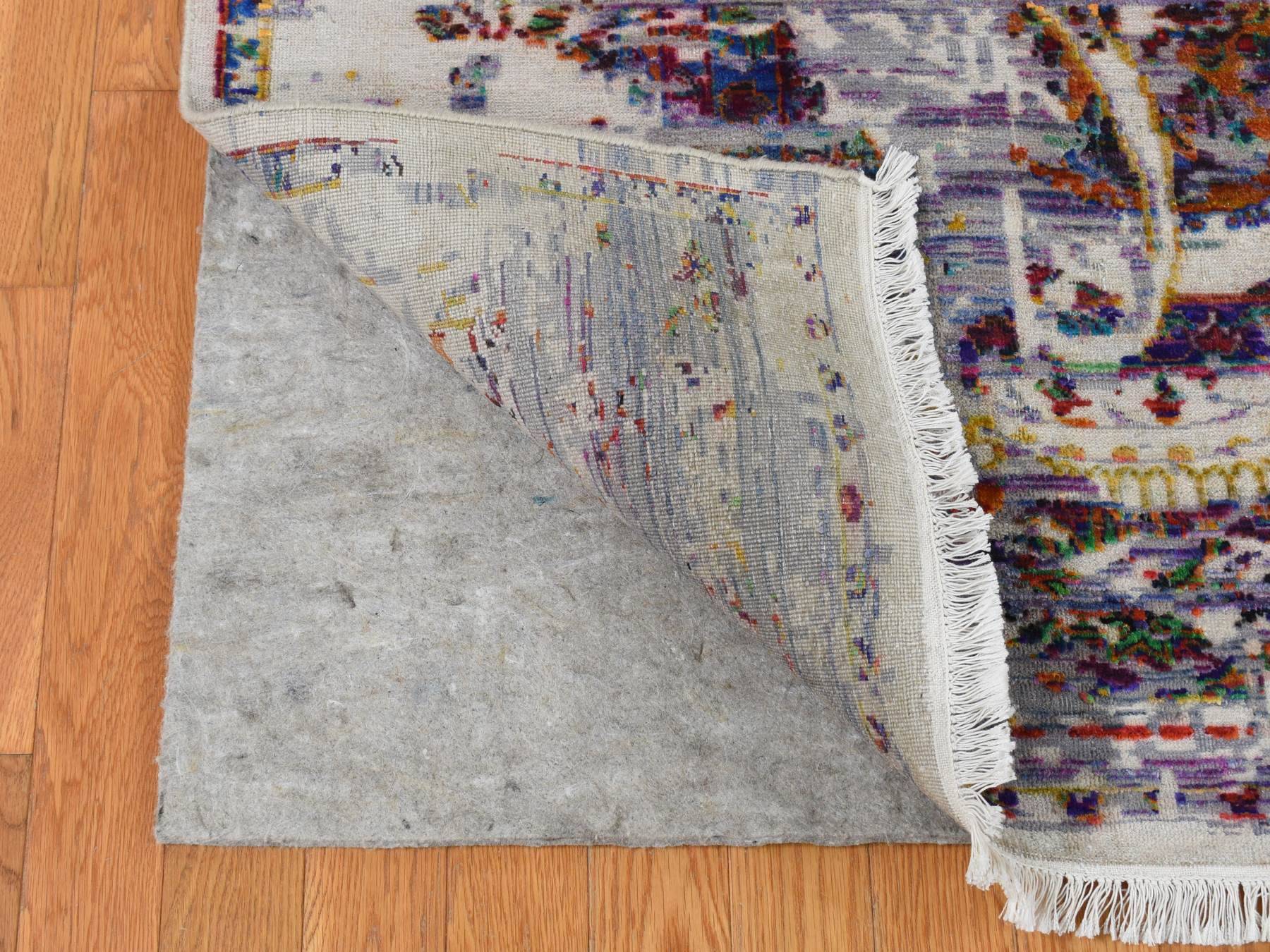 Modern / Contemporary hand-knotted wool/sari silk rug in Purple, 9' x 12' — SKU O087116 (view 4)