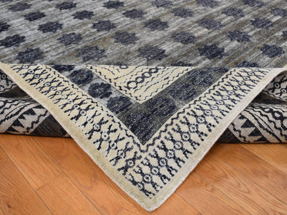 Modern / Contemporary hand-knotted wool/silk rug in Gray & Owl Gray, 9' x 12' — SKU O087121 (view 5)