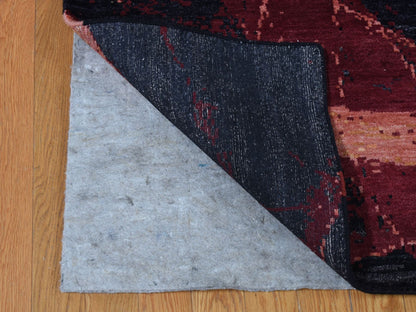 Modern / Contemporary hand-knotted wool/silk rug in Red, 9'2" x 12' — SKU O087129 (view 4)