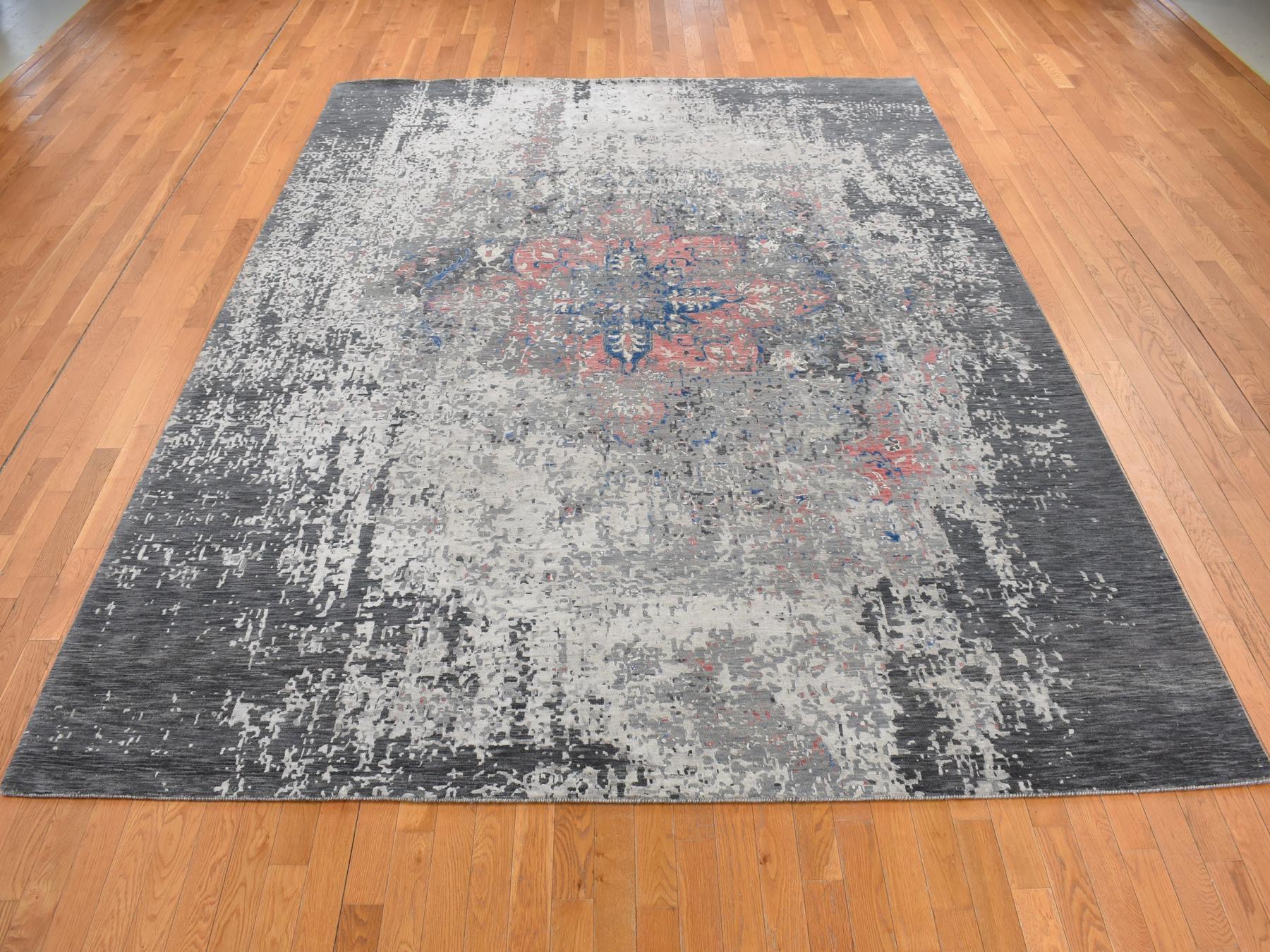 Heriz Heriz hand-knotted wool/silk rug in Gray, 9'2" x 12' — SKU O087131 (view 2)