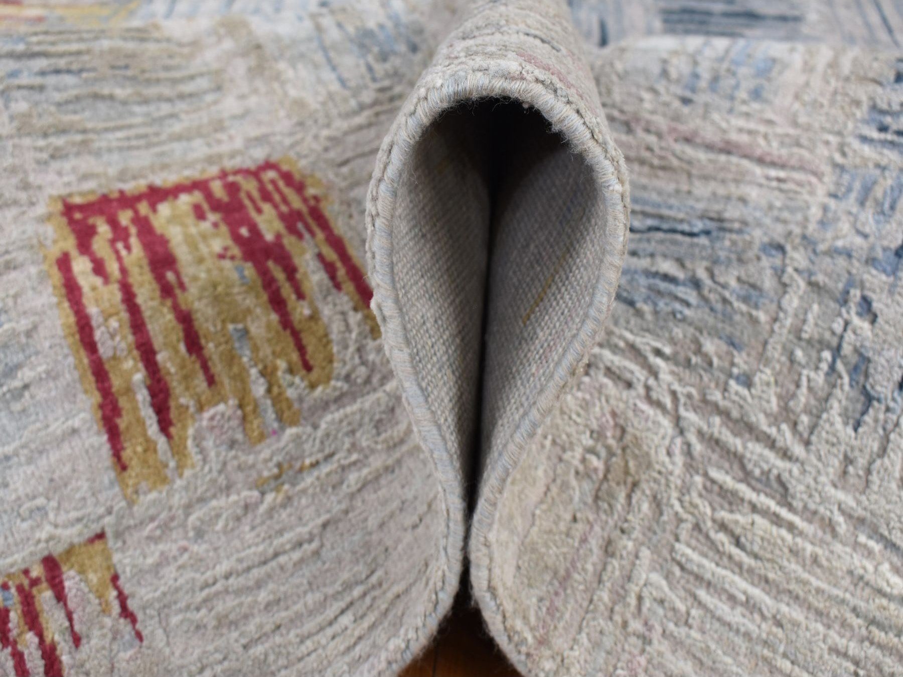 Modern / Contemporary hand-knotted wool/silk rug in Gray, 8'10" x 12' — SKU O087142 (view 6)
