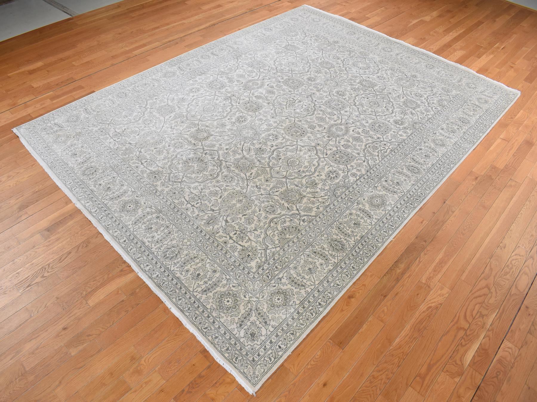 Silk hand-knotted silk rug in Ivory, 8'10" x 12' — SKU O087155 (view 3)