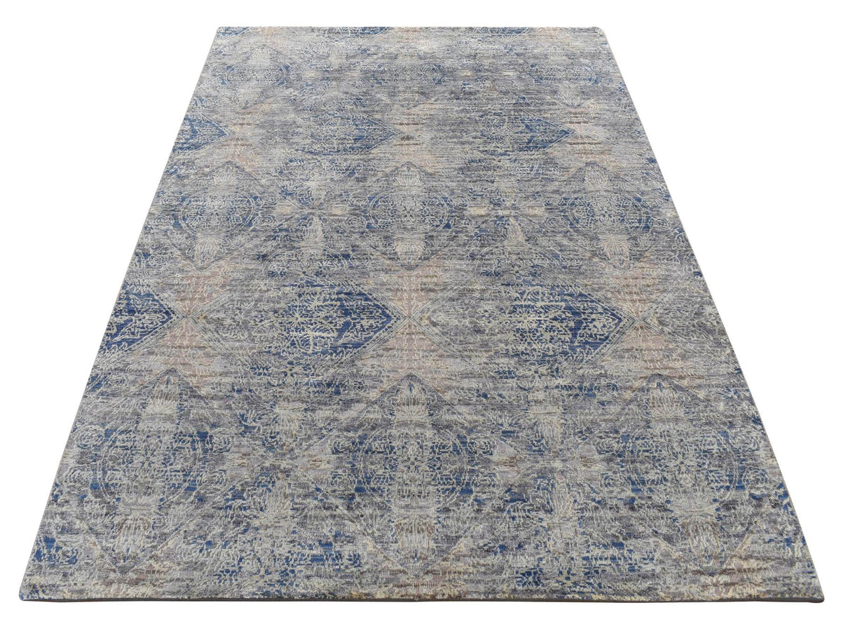 Modern / Contemporary hand-knotted wool/silk rug in Gray, 4'9" x 7' — SKU O087170