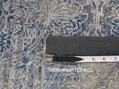 Modern / Contemporary hand-knotted wool/silk rug in Gray, 4'9" x 7' — SKU O087170 (view 8)