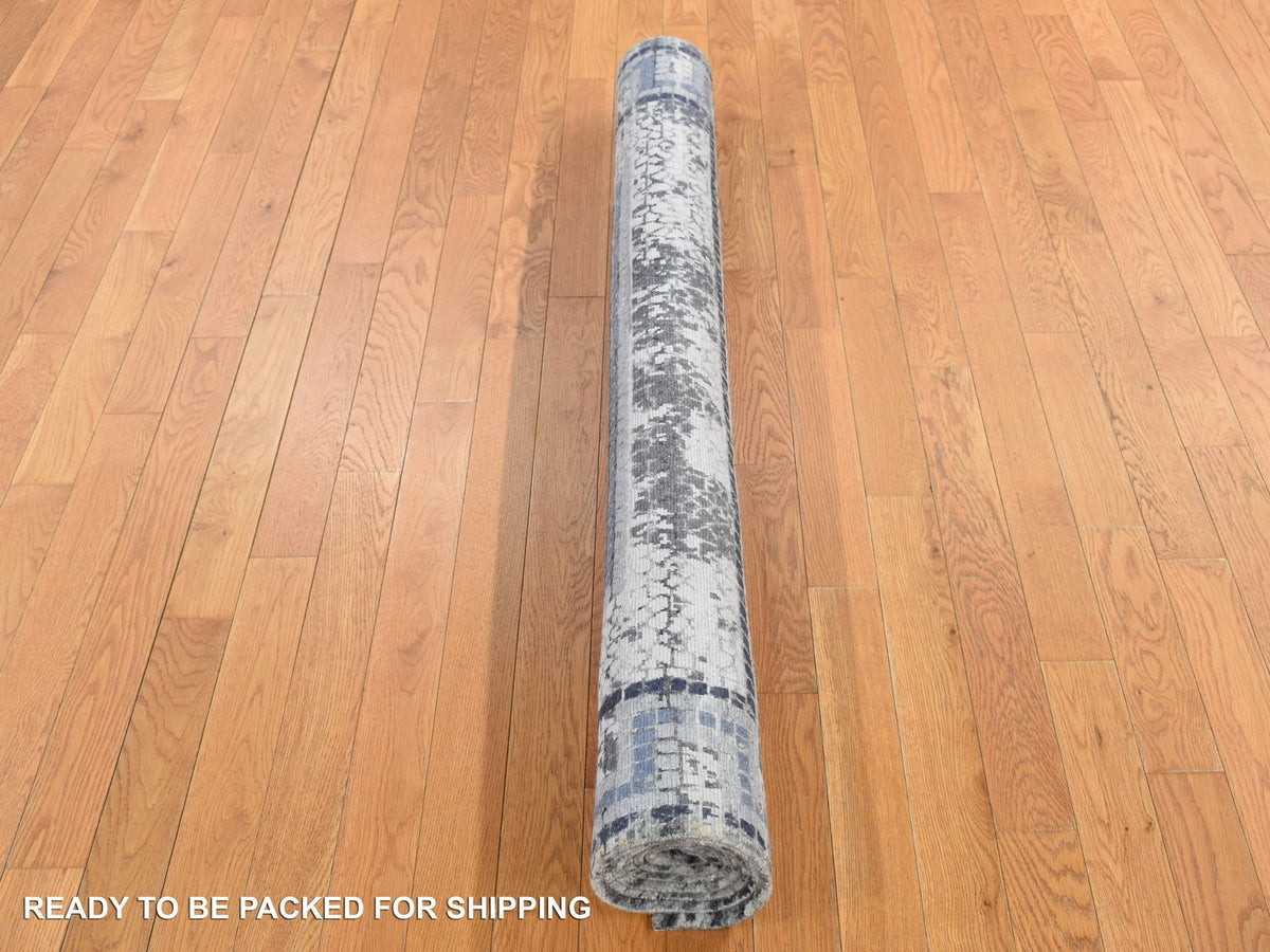 Modern / Contemporary hand-knotted wool/silk rug in Gray & Blue, 5'2" x 6'10" — SKU O087177 (view 6)