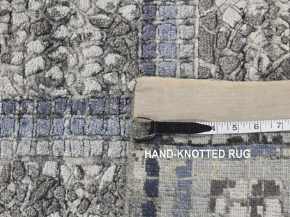 Modern / Contemporary hand-knotted wool/silk rug in Gray & Blue, 5'2" x 6'10" — SKU O087177 (view 8)