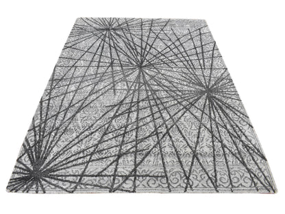 Modern / Contemporary hand-knotted wool/silk rug in Gray, 5'6" x 7'9" — SKU O087182