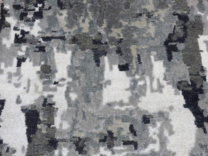 Black 2'6" x 7'7" Modern and Contemporary Hand knotted Wool/Silk Rug - Sku: O087209