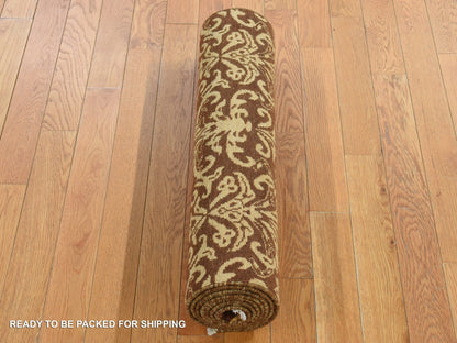 Brown 2'6" x 7'9" Transitional Hand knotted Wool/Silk Rug - Sku: O087210