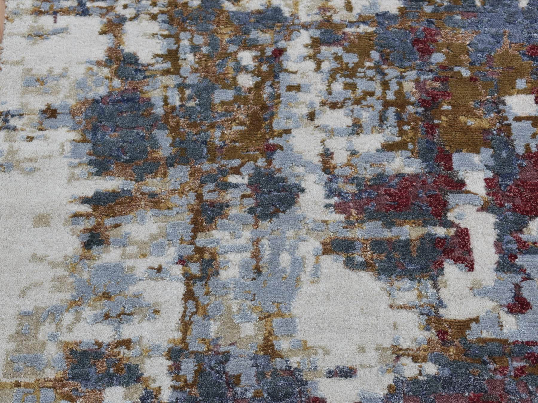 Wool / Silk hand-knotted wool/silk runner in Red, 2'7" x 8'1" — SKU O087211 (view 3)
