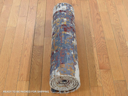 Wool / Silk hand-knotted wool/silk runner in Red, 2'7" x 8'1" — SKU O087211 (view 5)