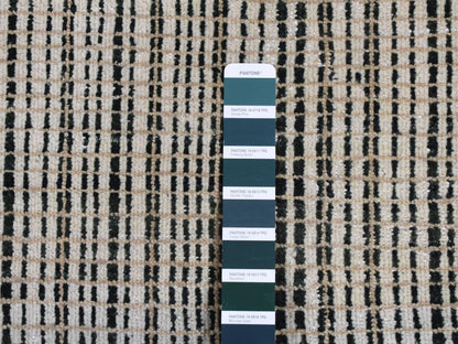 Green 4'0" x 5'10" Modern / Contemporary Hand knotted Wool Rug - Sku: O087214