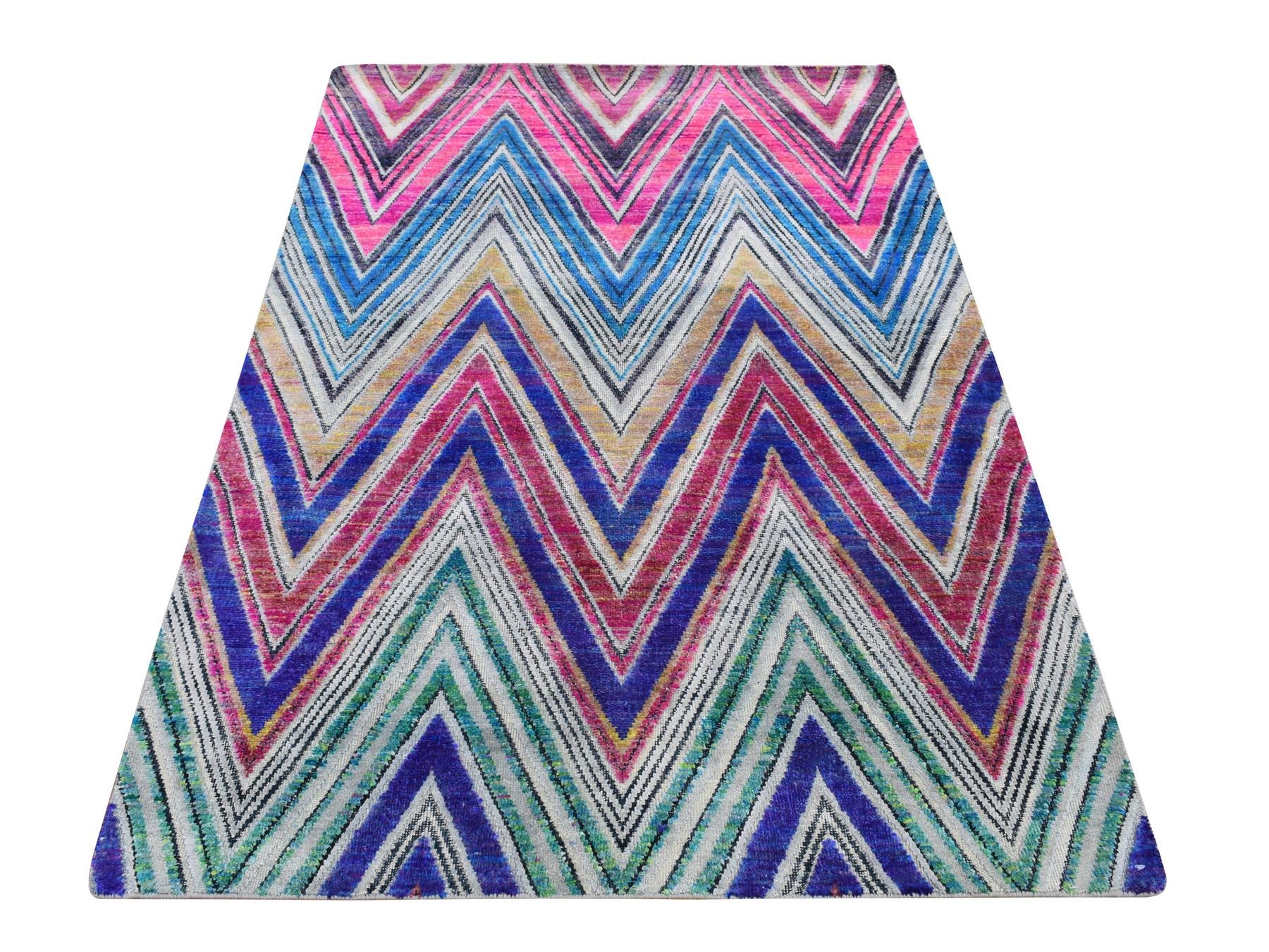 Modern / Contemporary hand-knotted wool/silk rug in Pink, 4' x 6'2" — SKU O087215