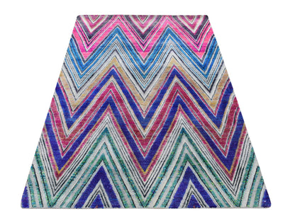 Modern / Contemporary hand-knotted wool/silk rug in Pink, 4' x 6'2" — SKU O087215
