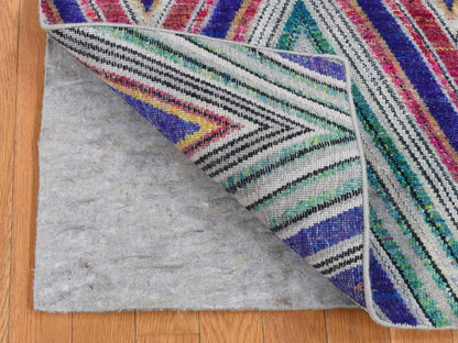 Modern / Contemporary hand-knotted wool/silk rug in Pink, 4' x 6'2" — SKU O087215 (view 2)