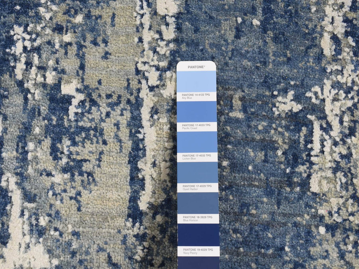 Modern / Contemporary hand-knotted wool/silk runner in Blue, 2'6" x 8'3" — SKU O087230 (view 3)