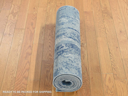 Modern / Contemporary hand-knotted wool/silk runner in Blue, 2'6" x 8'1" — SKU O087235 (view 5)