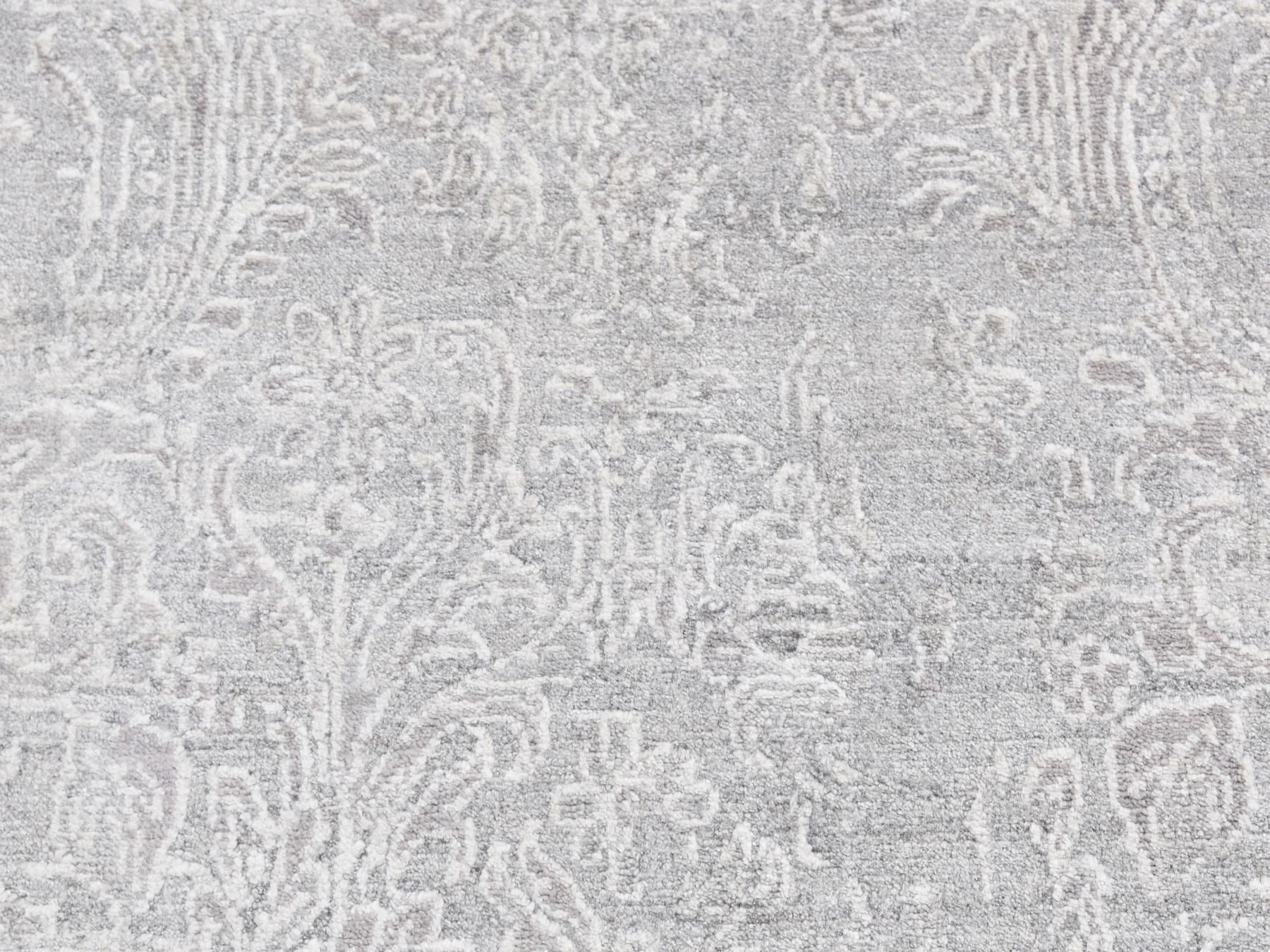 Transitional hand-knotted wool/silk runner in Gray, 2'5" x 7'9" — SKU O087244 (view 4)
