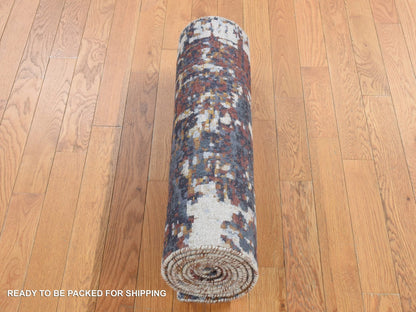 Modern / Contemporary hand-knotted wool/silk runner in Gray, 2'6" x 10' — SKU O087277 (view 5)