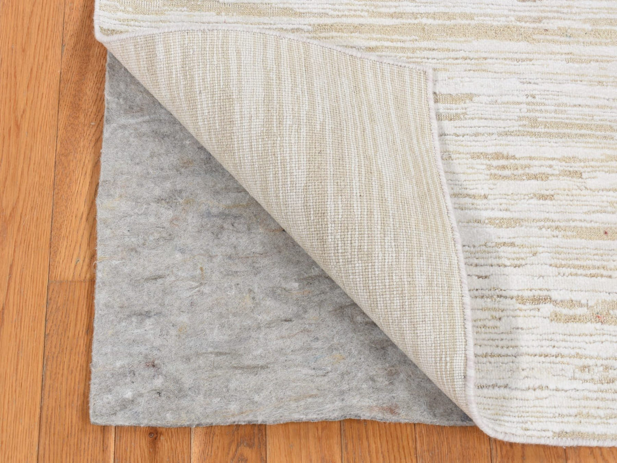 Modern / Contemporary hand-knotted wool/silk runner in Ivory, 2'5" x 8'3" — SKU O087293 (view 2)